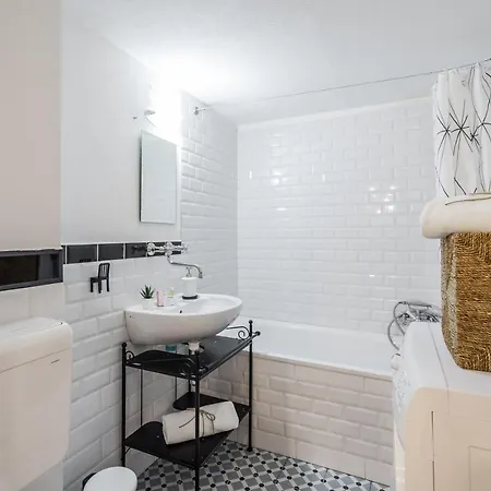 Apartment Kaz8 9 *